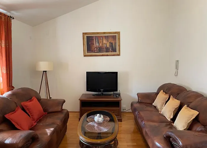 Aquarium Apartment Kotor