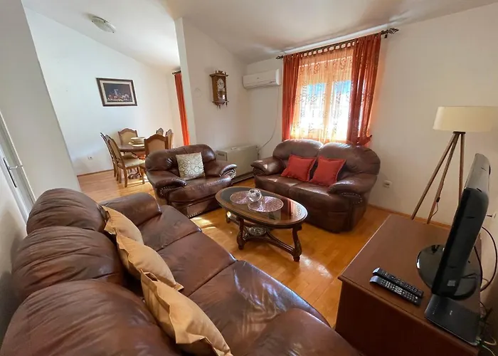 Aquarium Apartment Kotor